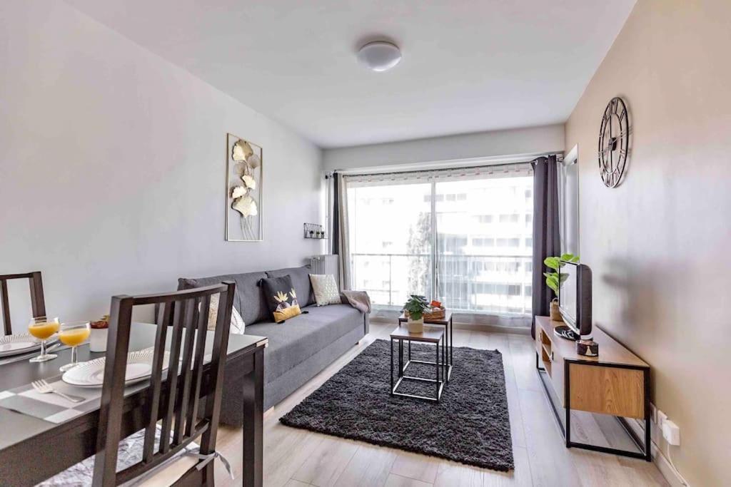 Appartement Avec Parking Et Terrasse Metro 7 Et Paris Villejuif Exterior photo